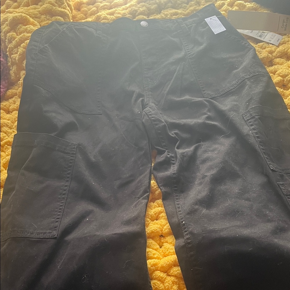 No Boundaries Black Cargo Pants